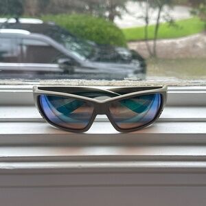 Costa Tuna Alley green mirror polarized glasses